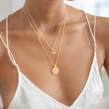 woman necklace